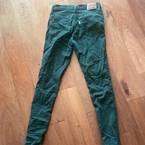 LEVI’s 720 High Rise Skinny Jeans Green W26L30